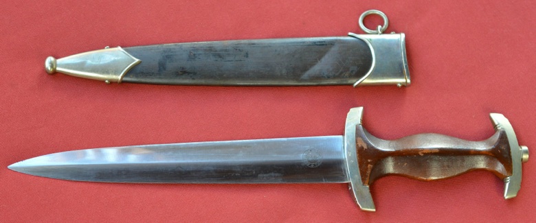 WW2 German Early SA Dagger by Aesculap Tuttlingen