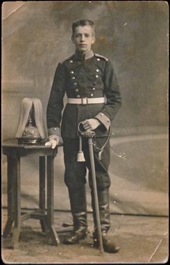 WW1 Imperial German Cavalry Soldier Photo Sword spike helmet